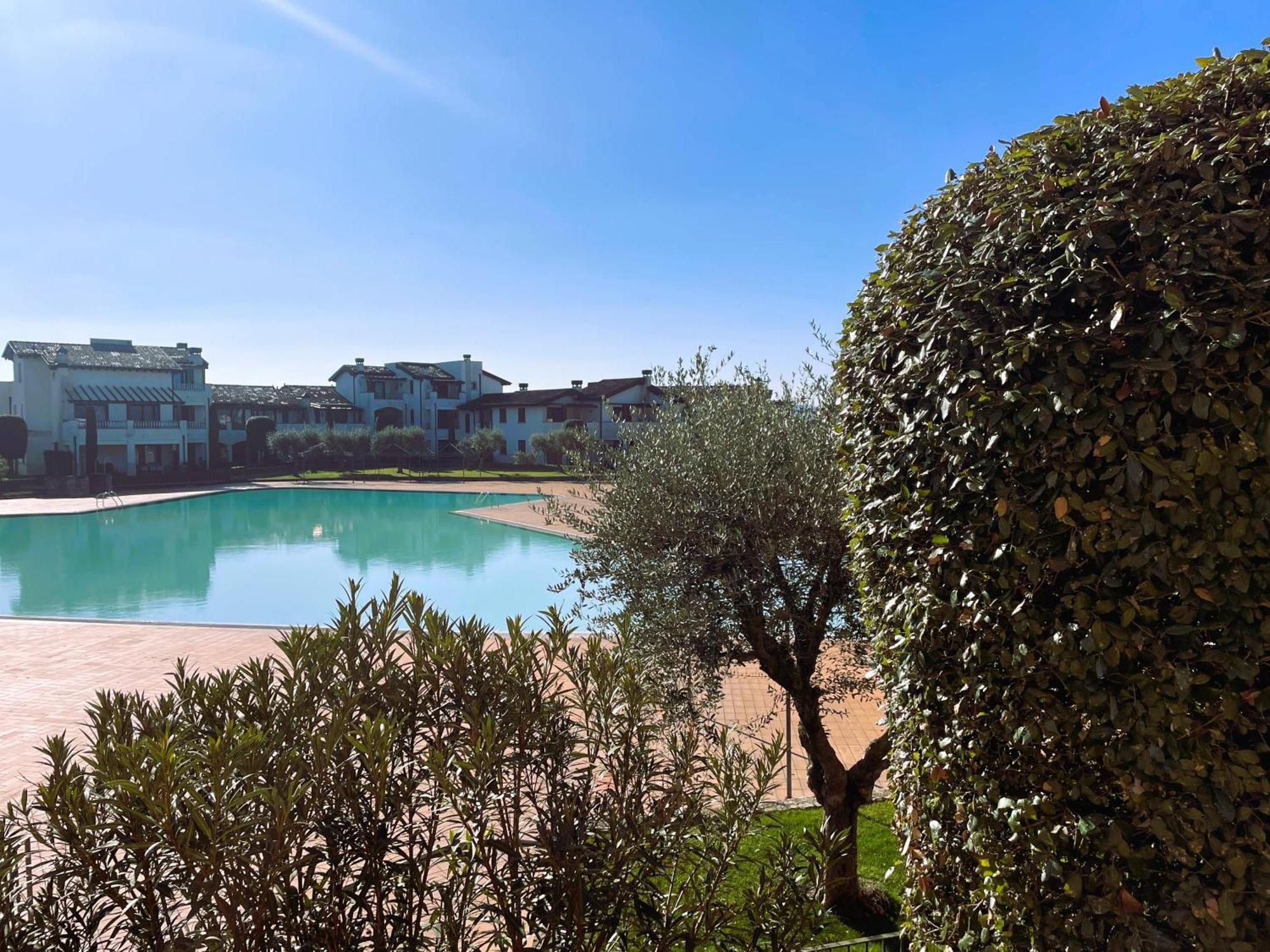 Garda Resort Village 11 Peschiera del Garda Exterior photo